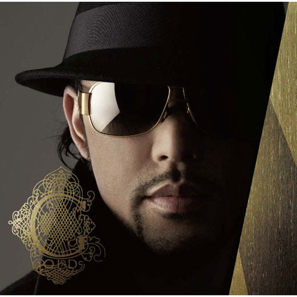 -T / GOLDCD+DVD
